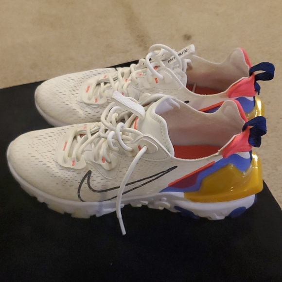Nike | Shoes | Nike React Women Sz 95 | Poshmark